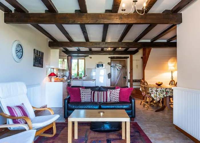 Oak Tree Сasa de vacaciones Ecuras